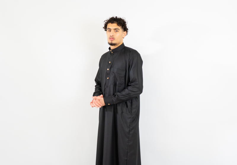 Black Saudi Collar Thobe