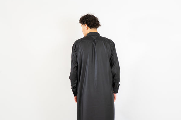 Black Saudi Collar Thobe